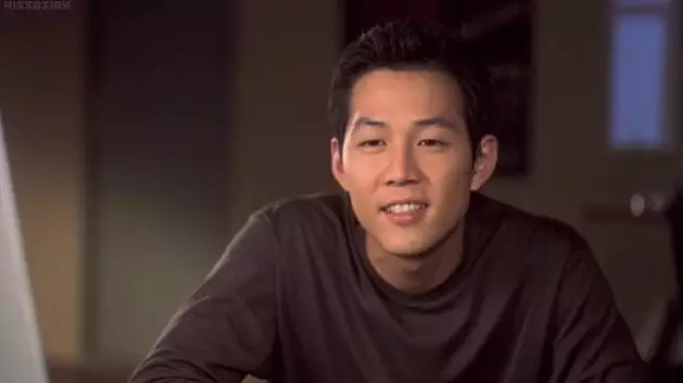 potret masa muda Lee Jung-jae dari berbagai sumber