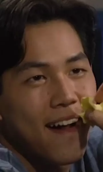 potret masa muda Lee Jung-jae dari berbagai sumber