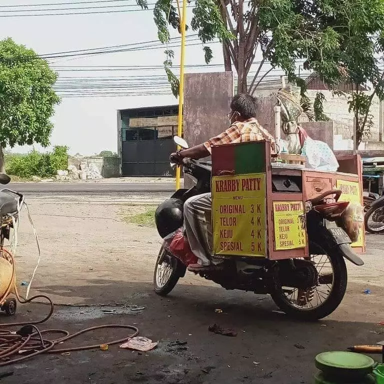 salah tulis nama dagangan bikin bungung aja © 2021 instagram.com
