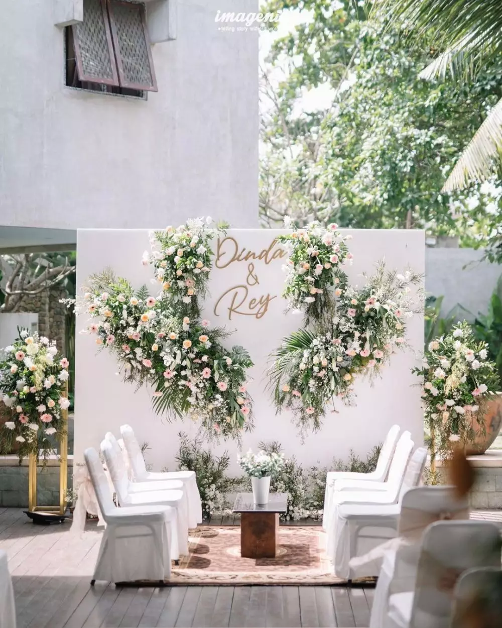 Dekorasi lamaran 15 seleb Instagram © 2021 brilio.net