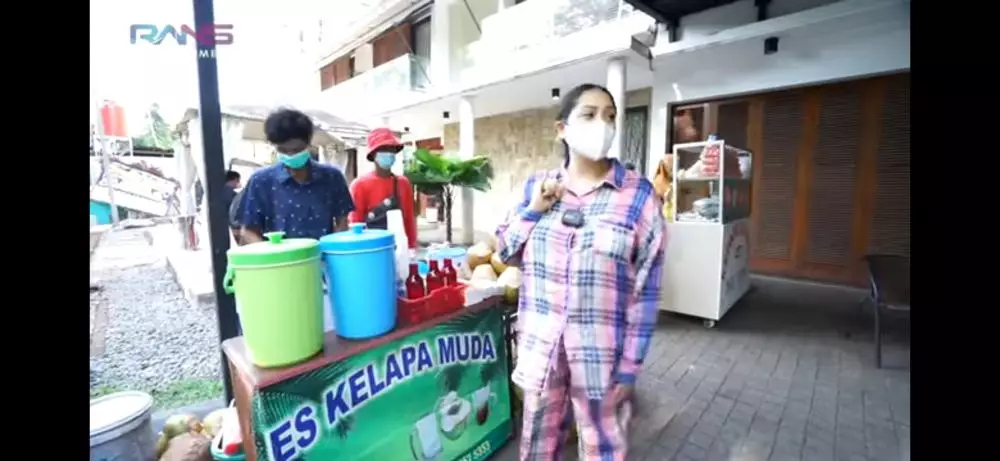 Nagita Slavina borong ke rumah © 2021 brilio.net