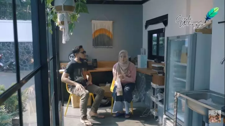 coffee shop Fenita Arie © 2021 brilio.net coffee shop Fenita Arie © 2021 brilio.net