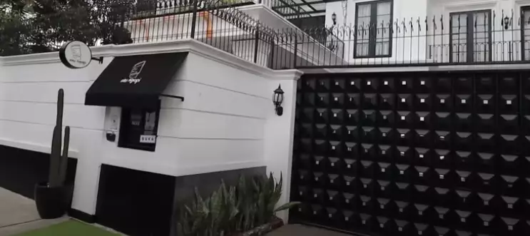 coffee shop Fenita Arie © 2021 brilio.net coffee shop Fenita Arie © 2021 brilio.net