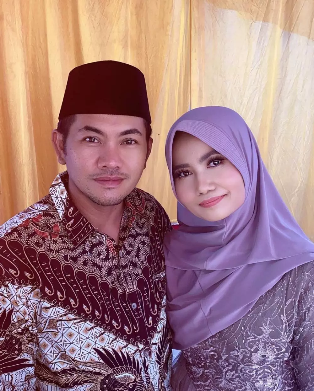 momen titi dj rias wajah asisten © instagram