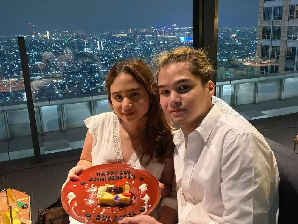 Momen anniversary Dul Jaelani dan Tissa © Instagram Momen anniversary Dul Jaelani dan Tissa © Instagram