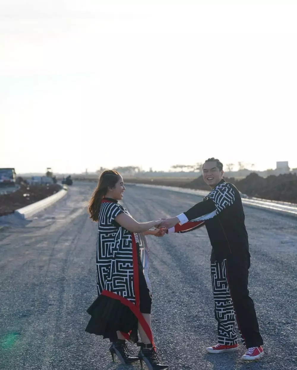 Momen anniversary Dul Jaelani dan Tissa © Instagram Momen anniversary Dul Jaelani dan Tissa © Instagram