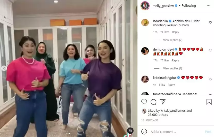 Iis Dahlia sewot tak diajak arisan © 2021 brilio.net