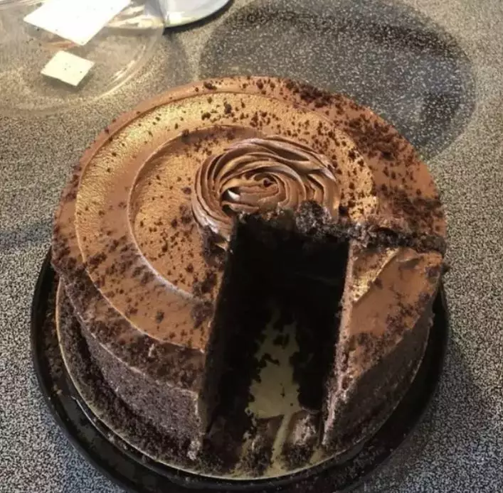 bikin perfeksionis geregetan melihat potongan kue ini © 2021 berbagai sumber