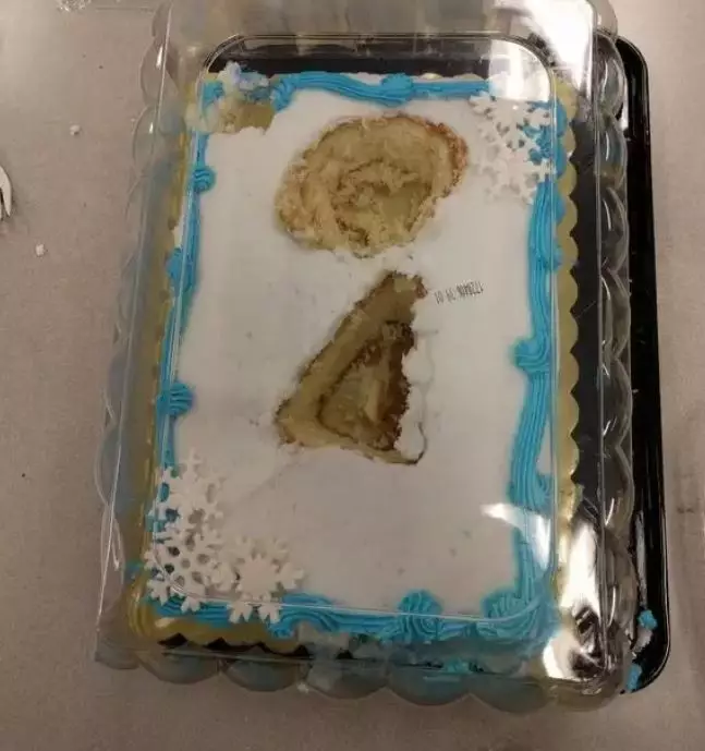 bikin perfeksionis geregetan melihat potongan kue ini © 2021 berbagai sumber