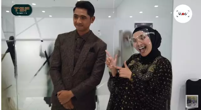 seleb salah tingkah ketemu arya saloka © berbagai sumber