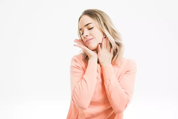 Pantun nasihat untuk wanita © 2021 brilio.net Pantun nasihat untuk wanita © 2021 brilio.net