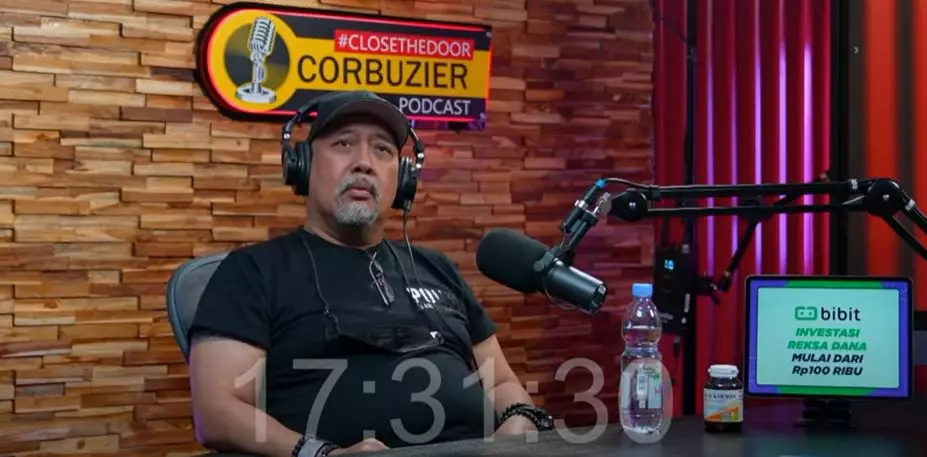 Respons bijak Indro terhadap Warkopi © 2021 brilio.net Respons bijak Indro terhadap Warkopi © 2021 brilio.net