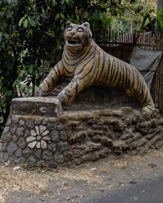 penampakan patung yang bikin bingung deh © 2021 instagram.com penampakan patung yang bikin bingung deh © 2021 instagram.com