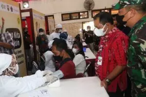 Djarum Foundation luncurkan sentra vaksinasi dan tim vaksin keliling