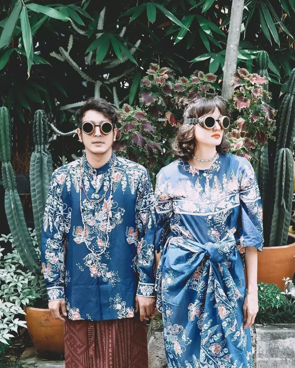 Cara Nadine Chandrawinata pilih outfit hamil © 2021 Instagram