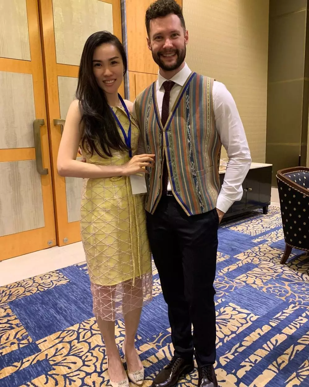 Karya desainer Indonesia untuk seleb dunia © Instagram