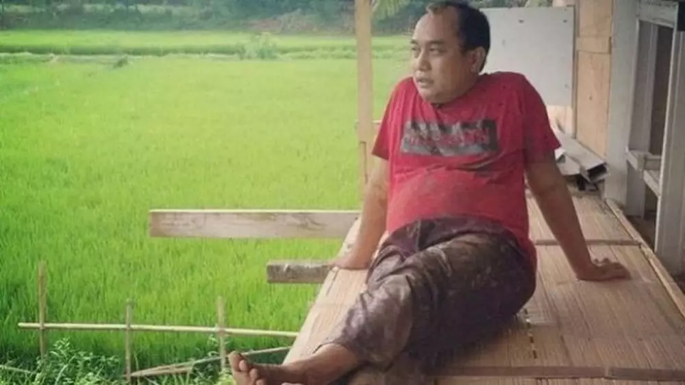komedian ini banting stir jadi petani Berbagai sumber  komedian ini banting stir jadi petani Berbagai sumber
