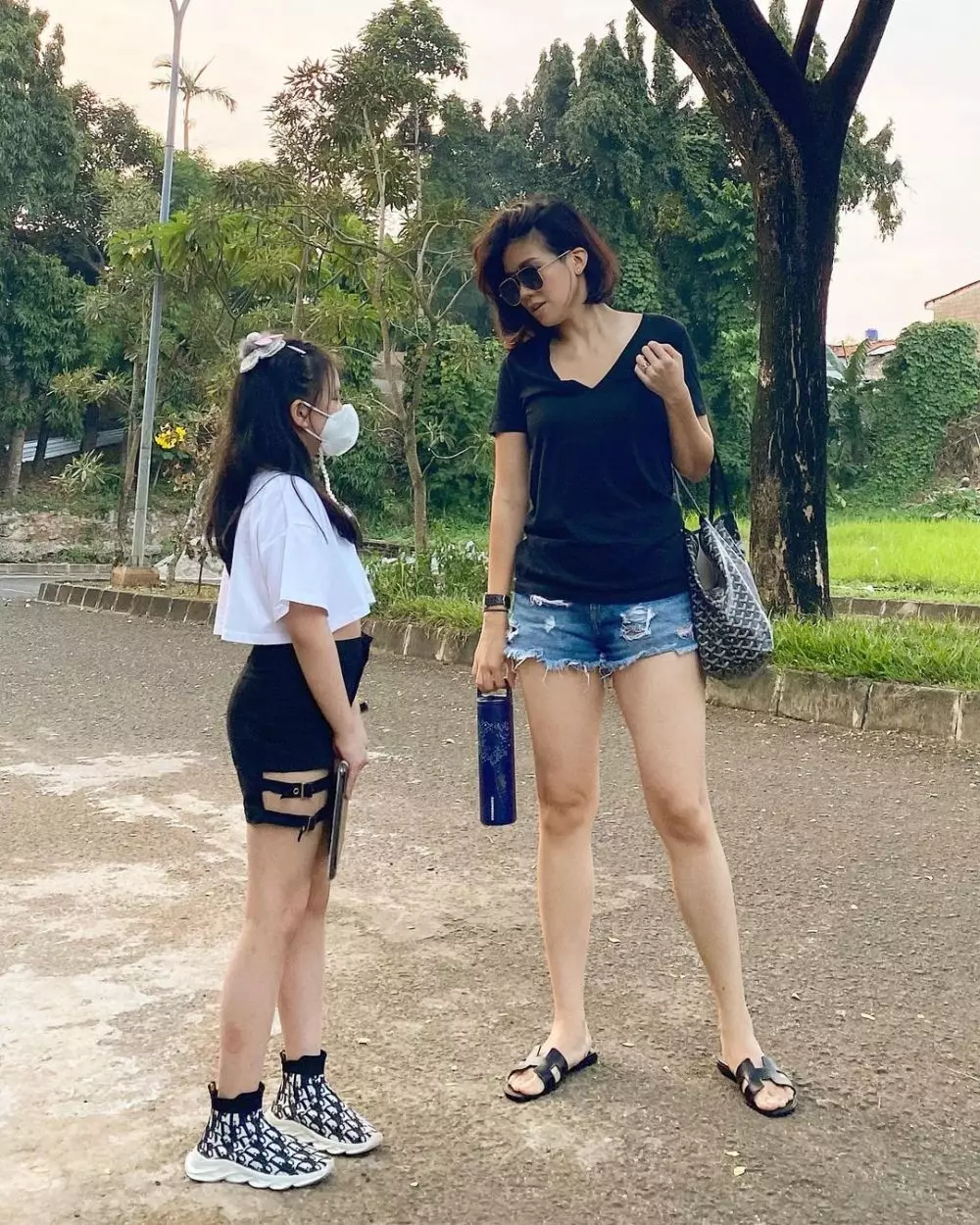 Seleb dampingi kesembuhan anak © Istimewa