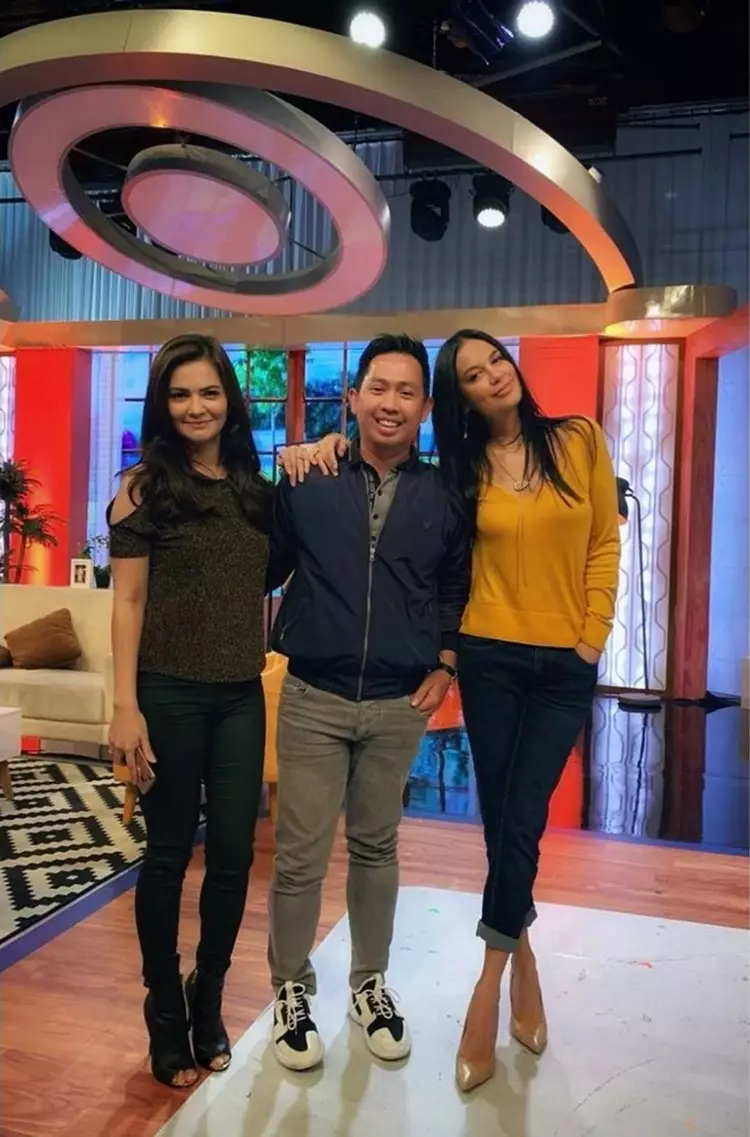 Seleb punya mantan yang sama Berbagai sumber 