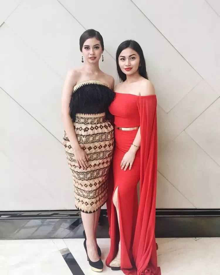 Seleb punya mantan yang sama Berbagai sumber 