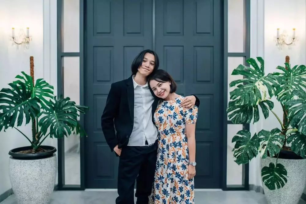 anak rossa gondrong © 2021 Instagram