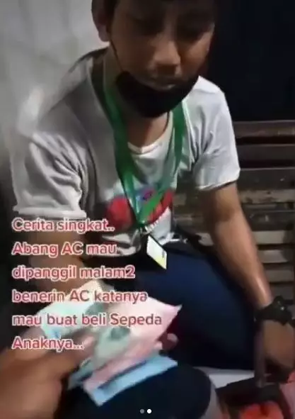 alasan tukang service AC ini bikin haru Instagram