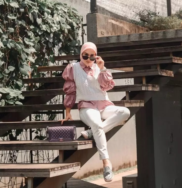 perawatan kecantikan Irish Bella Instagram/@_irishbella_ perawatan kecantikan Irish Bella Instagram/@_irishbella_