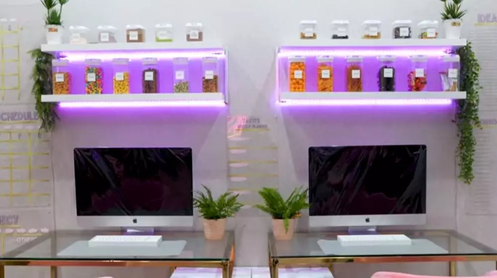 cara tasyi desain studio konten © YouTube