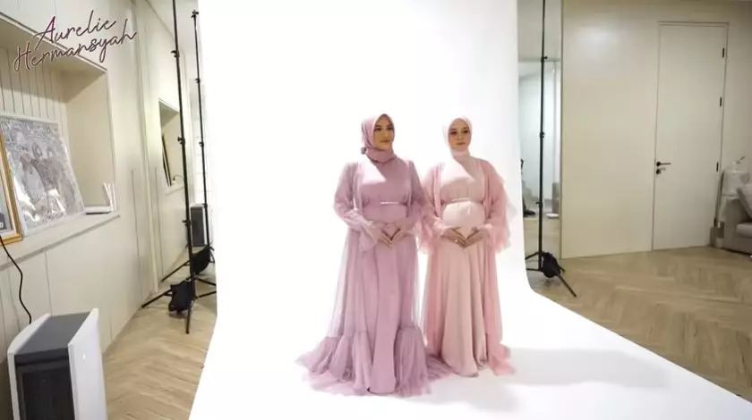 outfit hamil Lesty Aurel dari berbagai sumber