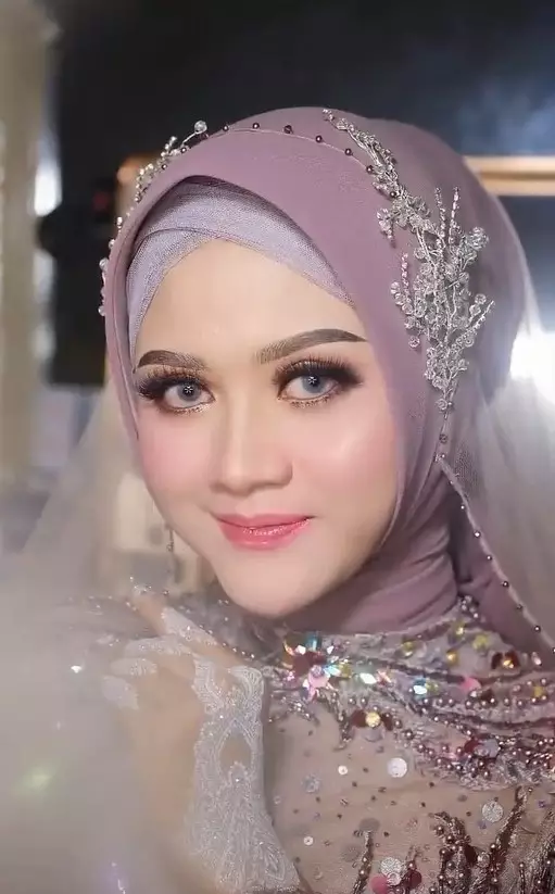 MUA © 2021 brilio.net