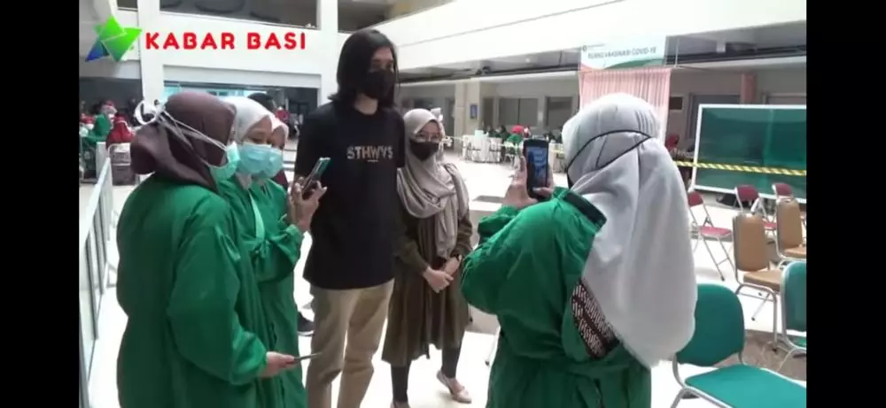 Duta vaksin © 2021 brilio.net Duta vaksin © 2021 brilio.net