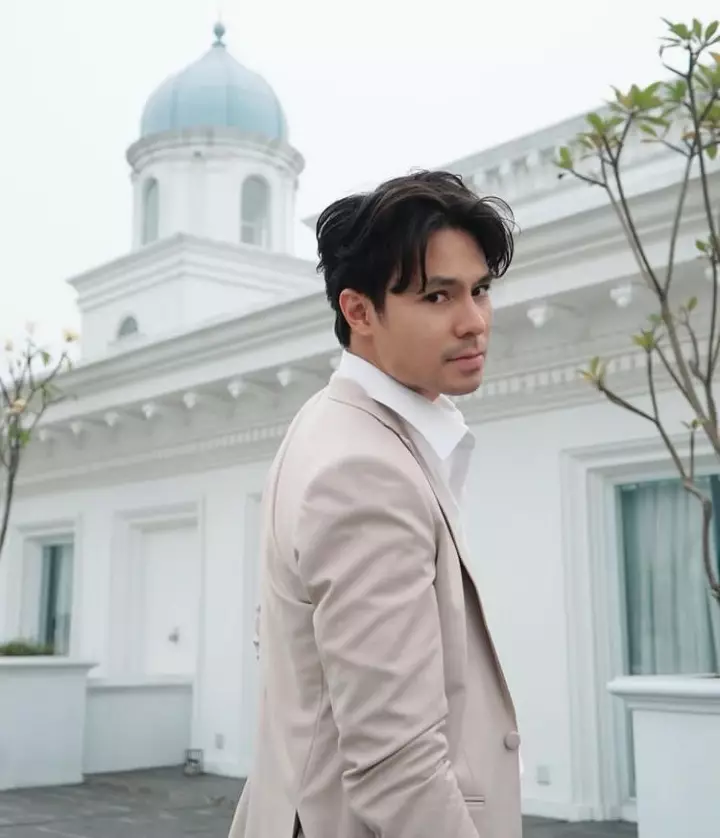 aktor sukses perankan bapak di sinetron Berbagai sumber  aktor sukses perankan bapak di sinetron Berbagai sumber