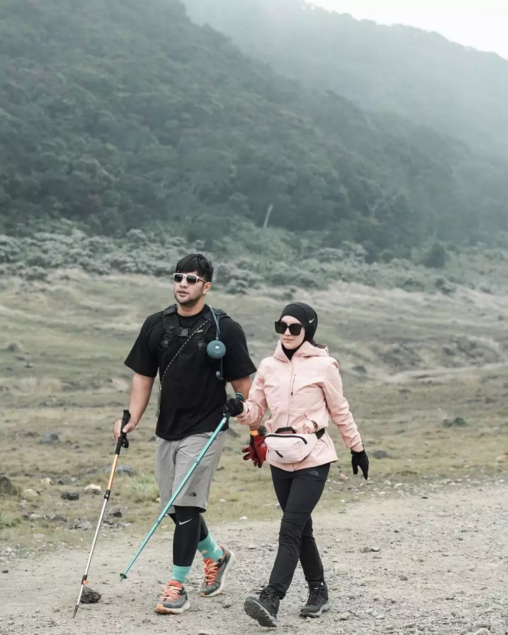 ammar bella naik gunung © 2021 Instagram ammar bella naik gunung © 2021 Instagram