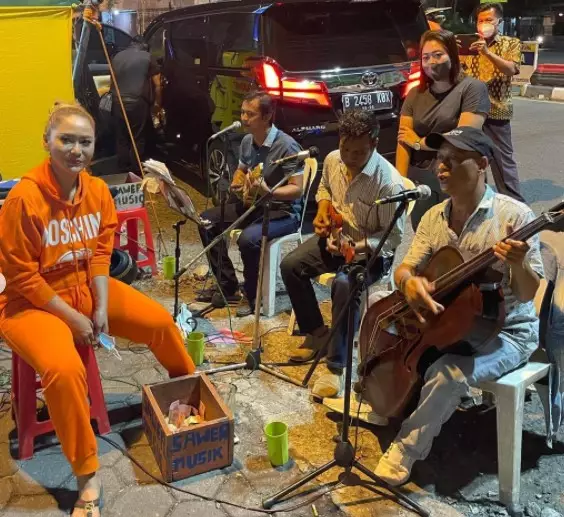 Inul Daratista unggah pesan rendah hati © 2021 Instagram