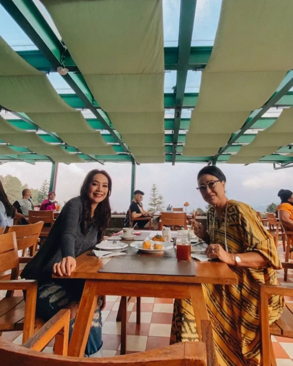 potret kompak irene dan debby cynthia © instagram