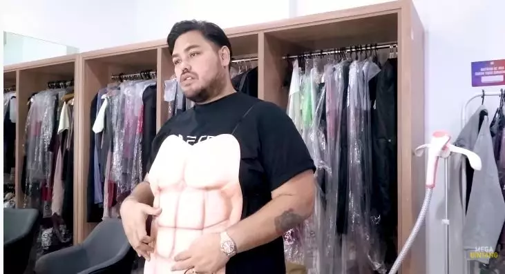 penampakan kantor ruben onsu © YouTube penampakan kantor ruben onsu © YouTube