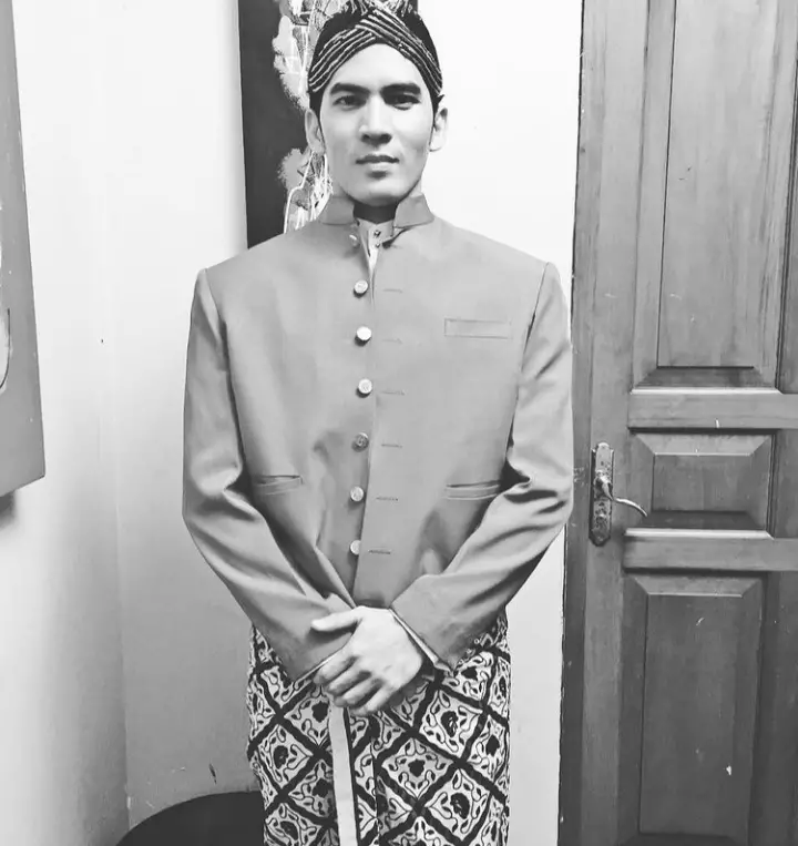Potret lawas Ridho Illahi di FTV Berbagai sumber  Potret lawas Ridho Illahi di FTV Berbagai sumber
