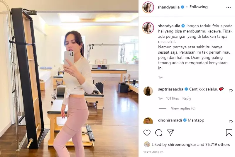 Curhat galau Shandy Aulia © 2021 Instagram