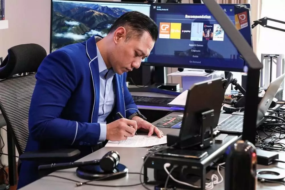 Potret ruang kerja Agus Yudhoyono © Instagram