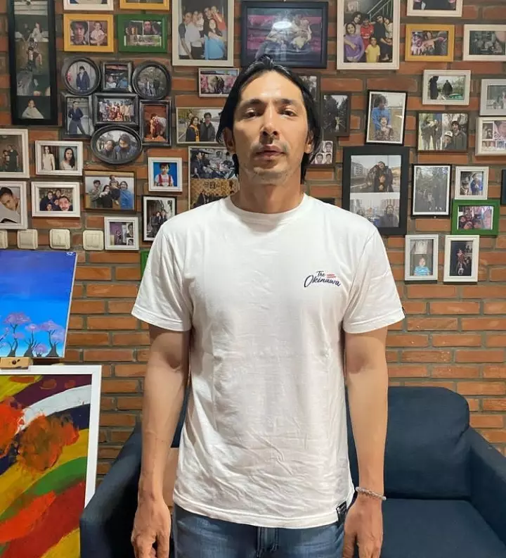 seleb kembali bertemu orang tuanya saat dewasa Berbagai sumber  seleb kembali bertemu orang tuanya saat dewasa Berbagai sumber