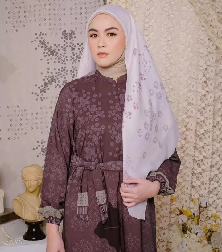 pemain Bawang Merah Bawang Putih Berbagai sumber pemain Bawang Merah Bawang Putih Berbagai sumber