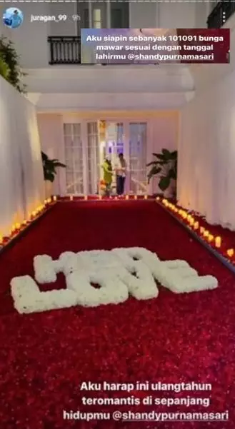 momen crazy rich beri kejutan istri © instagram