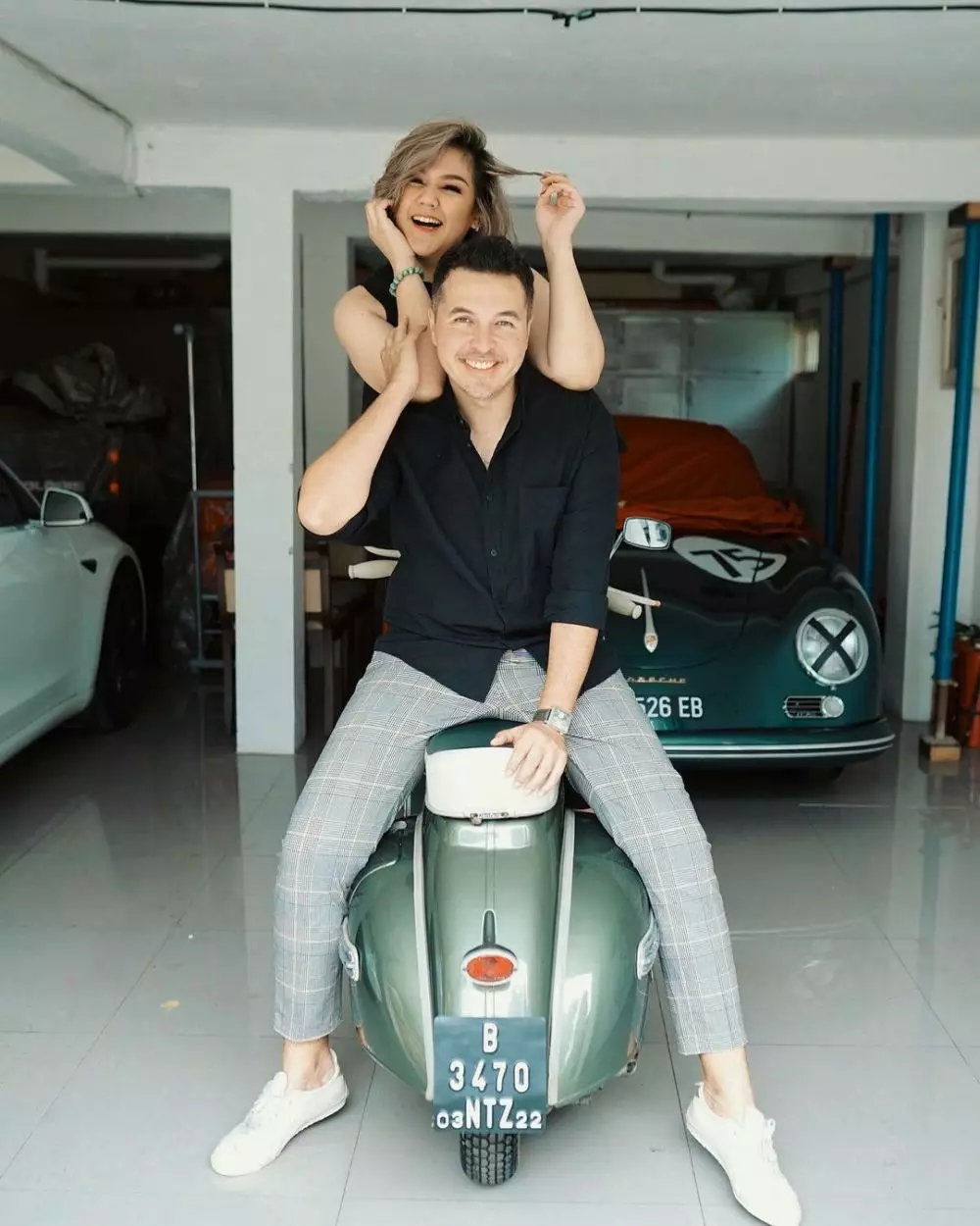 seleb kembali ke pelukan mantan © instagram