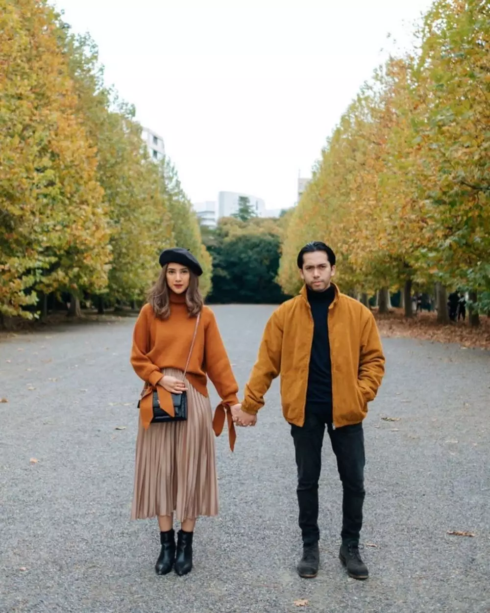 seleb kembali ke pelukan mantan © instagram