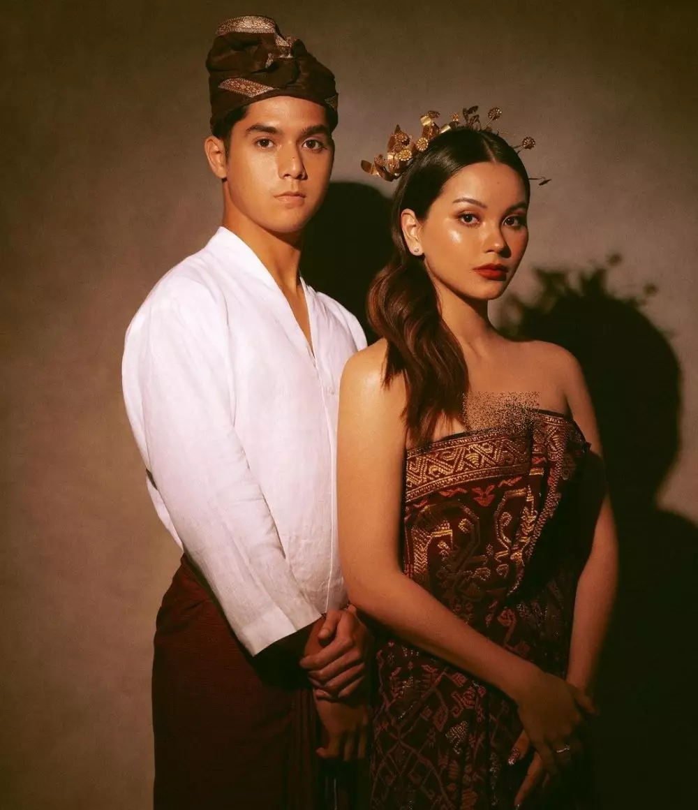 seleb kembali ke pelukan mantan © instagram