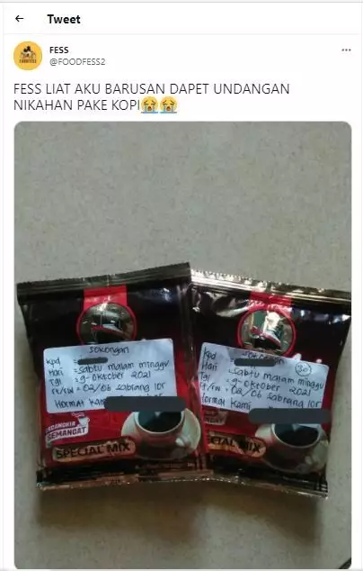 undangan nikah ini unik pakai kopi sachet © berbagai sumber