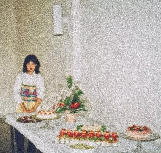 potret masa muda ibu penyanyi © berbagai sumber potret masa muda ibu penyanyi © berbagai sumber