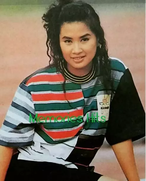 potret masa muda ibu penyanyi © berbagai sumber potret masa muda ibu penyanyi © berbagai sumber