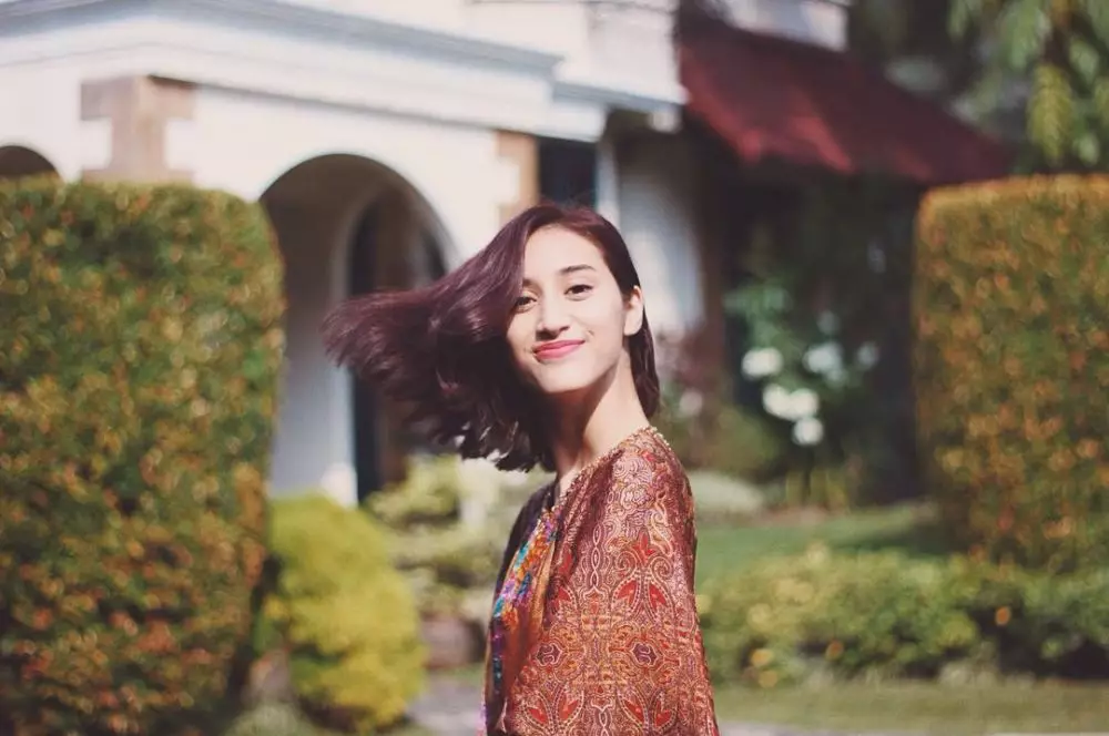 gadis cilik di klip munajat cinta © 2021 Instagram