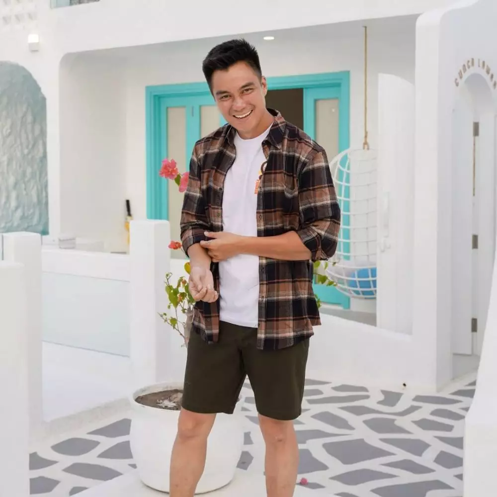 baim wong minta maaf ke kakek suhud © 2021 Instagram baim wong minta maaf ke kakek suhud © 2021 Instagram